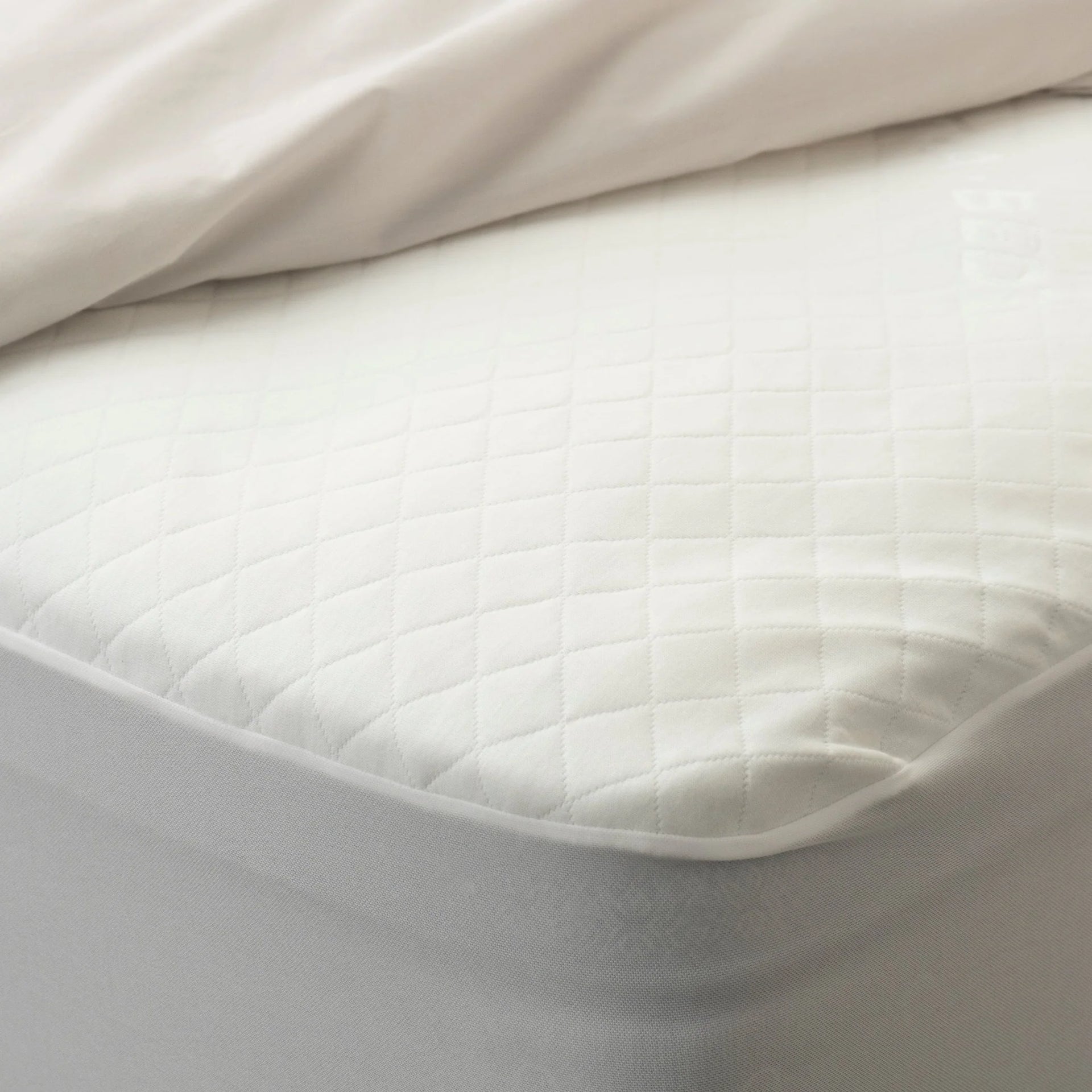 Protect-A-Bed Cumulus Cotton Jacquard Mattress and Pillow Protector